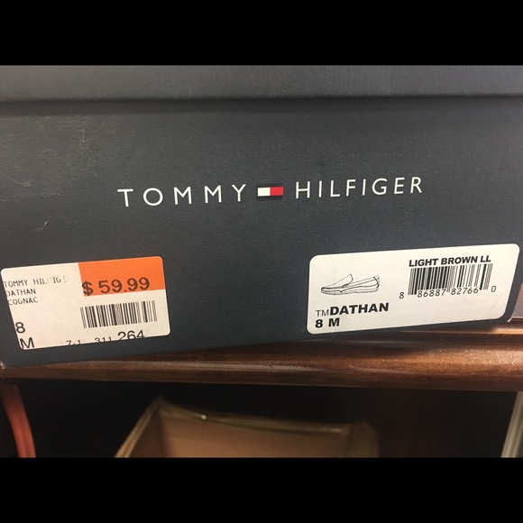 Tommy Hilfiger Dathan Loafer - Picture 8 of 8